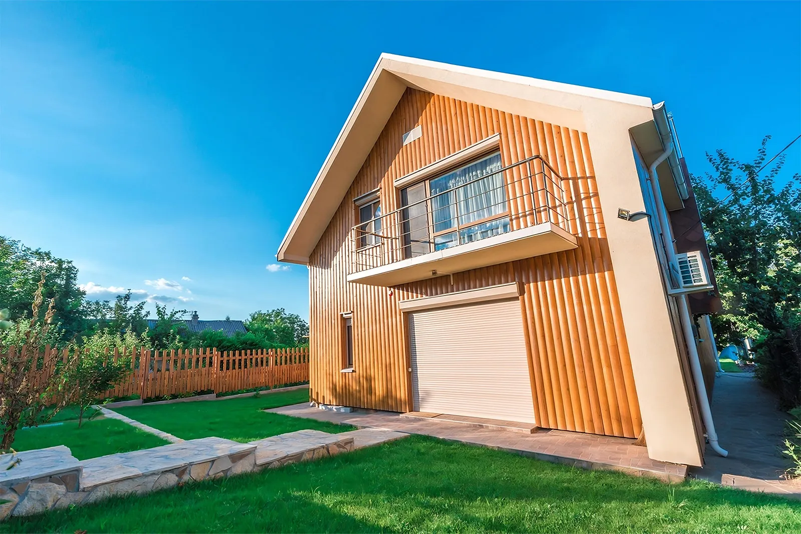 Construction-d-Une-Maison-en-Bois-Contemporaine-a-Annecy-2